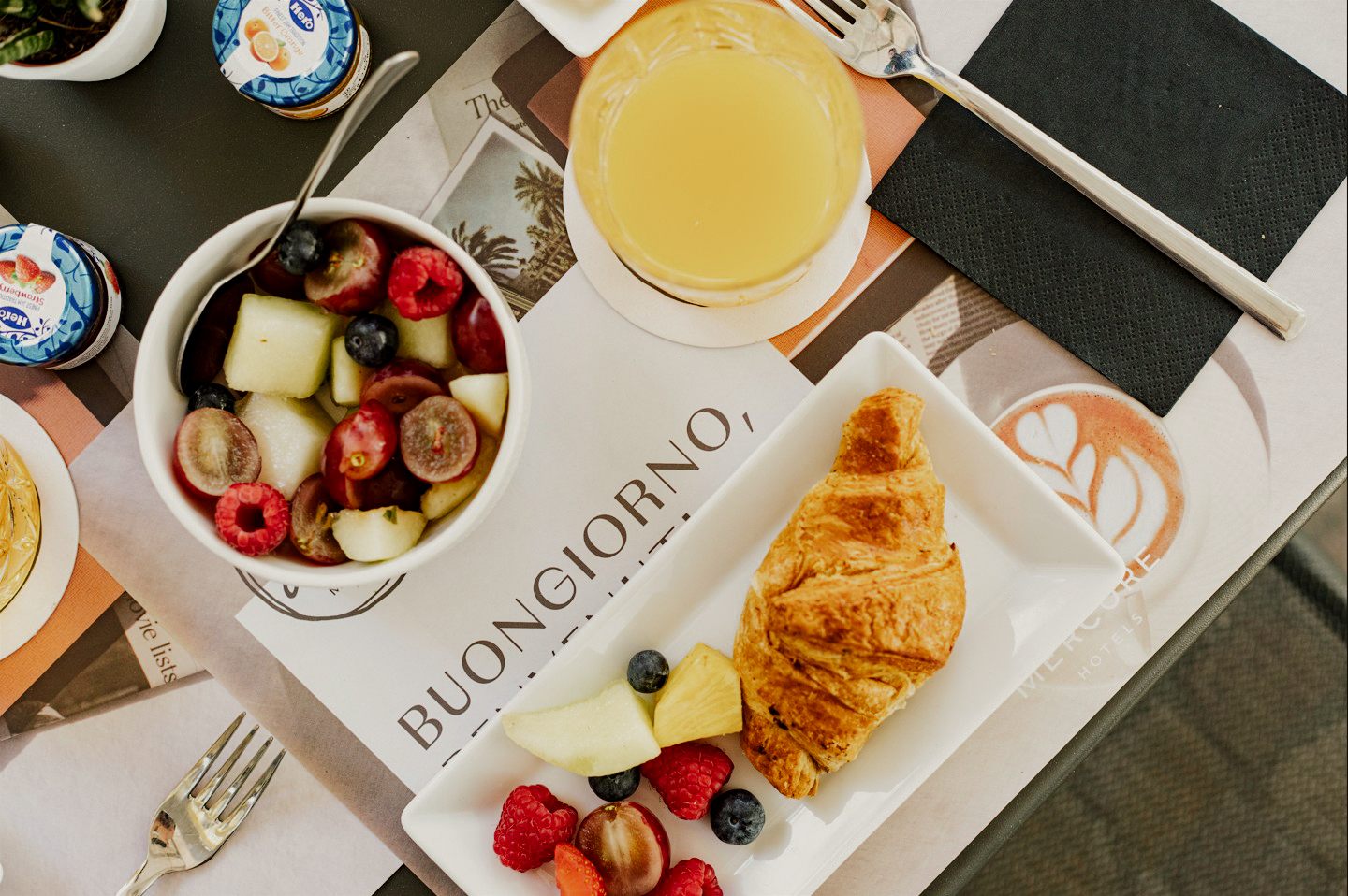 Mercure Hotel - Lobby Area